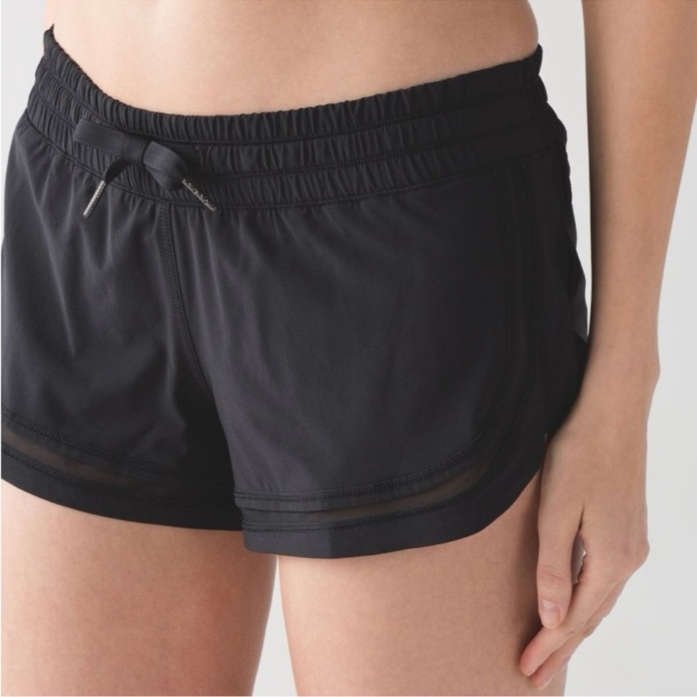 Lululemon Make A Move Shorts 2.5” Size 4